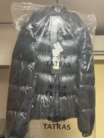 타트라스 다운 자켓 블랙