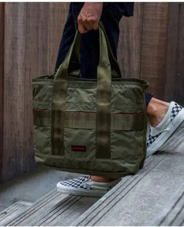 [새상품급] 브리핑 토트 DISCRETE TOTE M MW GENII