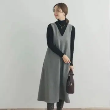 어반 리서치 도어스 멜란지 BACK 턱 플레어 점프 스커트