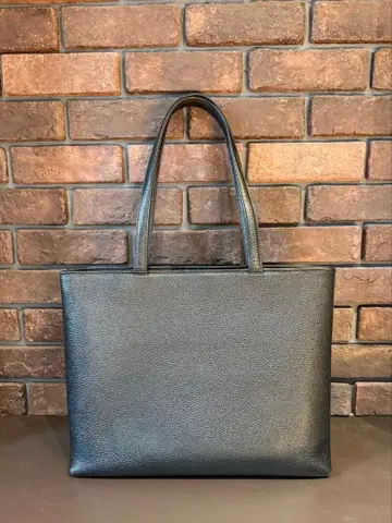 HushTug (해시태그) 토트백 블랙