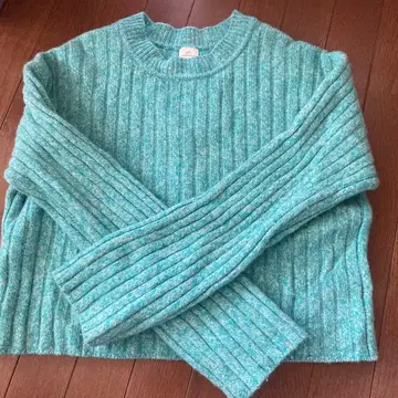 울 민트 그린 긴팔 니트 스웨터