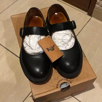 닥터마틴 멜리 제인 블랙 로퍼