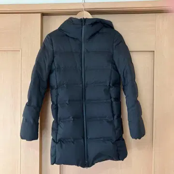 UNIQLO 다운 코트 M 사이즈