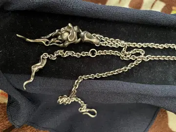 darts of taujan qadisha