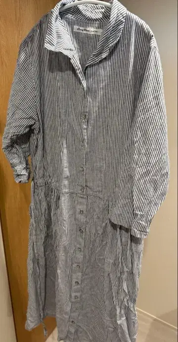 Sunny Clouds 스트라이프 긴팔 셔츠 원피스