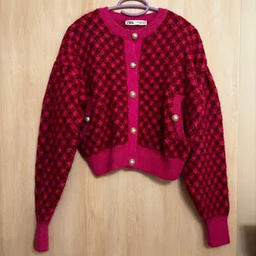ZARA 핑크 체크 니트 가디건