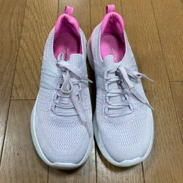 SKECHERS 화이트/핑크 스니커즈 24cm