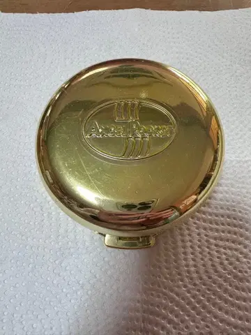 엔젤 포켓 전설의 컴팩트 골드 컬러가 된 리틀 포피의 집 원형