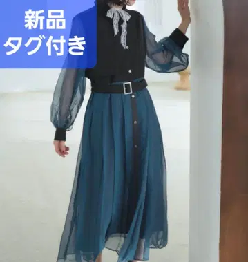 시어 플리츠 절개 원피스