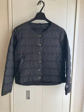 새상품급 BEAMS HEART 다운 자켓 BLACK