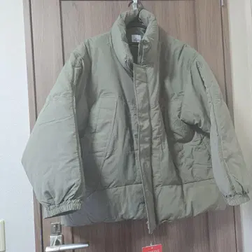 COEN 올리브 그린 다운 자켓