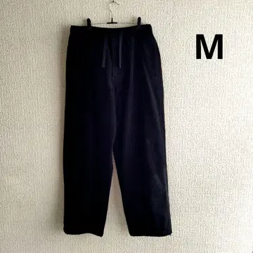 [ 유니클로U ] 코듀로이 유틸리티 팬츠 M 사이즈 블랙 완판 사이즈