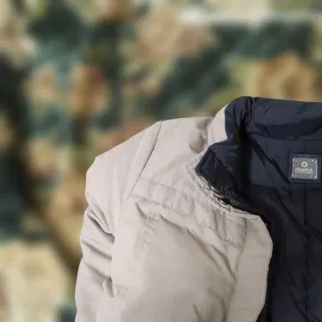 chariot 베이지 나일론 자켓