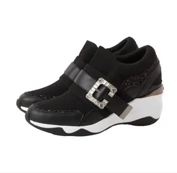 거의 미사용 다이애나 +diana 블랙 비쥬 스니커즈 22cm