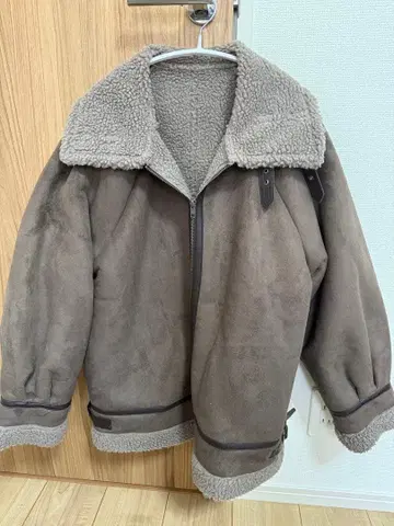 EGOIST 무스탕 코트