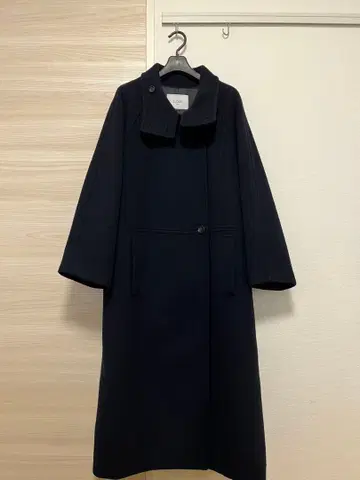 *1/1 한정 판매* slobeiena 스탠드 코쿤 코트