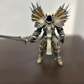 Neca 디아블로 3 티리엘 피규어