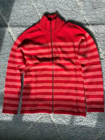 새상품 발렌티노 고급 울 집업 니트 빨간색 36/40