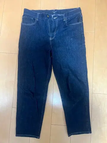 다크 네이비 슬림핏 데님 팬츠