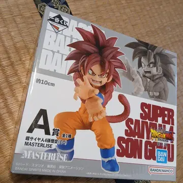 드래곤볼 초사이어인4 손오공 피규어