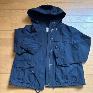 Rouge vif 후드 부착 네이비 자켓