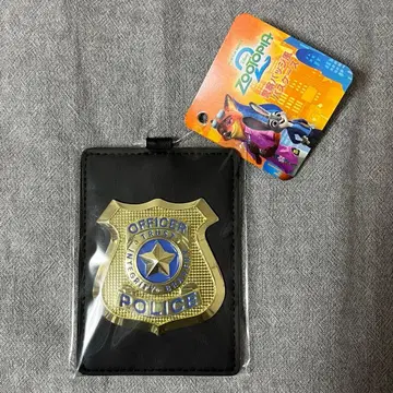 주토피아2 경찰 배지풍 패스 케이스 디즈니 닉 주디 카드 케이스