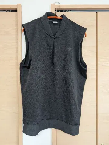 언더아머 베스트 남성용 상의