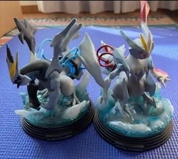 제일복권 포켓몬 블랙큐레무 화이트큐레무 피규어 세트