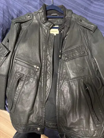 블랙 가죽 라이더 자켓