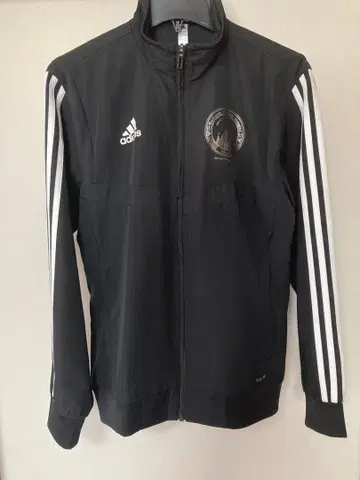 adidas 블랙 저지 도쿄 디즈니랜드