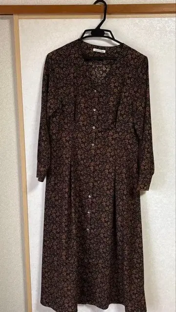 르 쿠르 블랑 플라워 프린트 롱 드레스