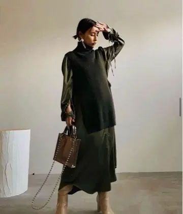 AMERI VEST LAYERED SHIRT DRESS