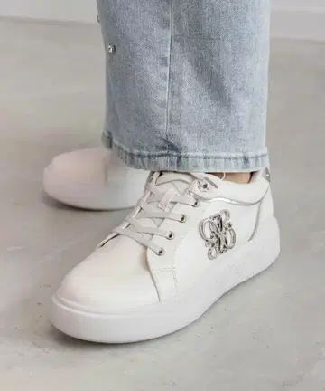 [새상품] RANDA 모노그램 디자인 베이직 스니커즈 M