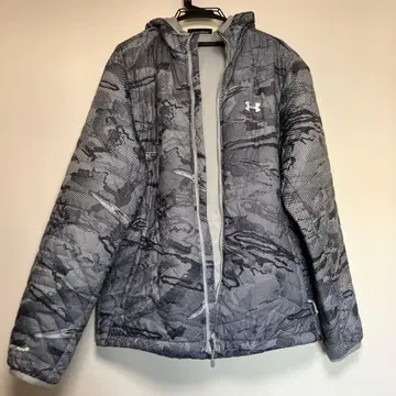 Under Armour 카모 패턴 아우터 xl