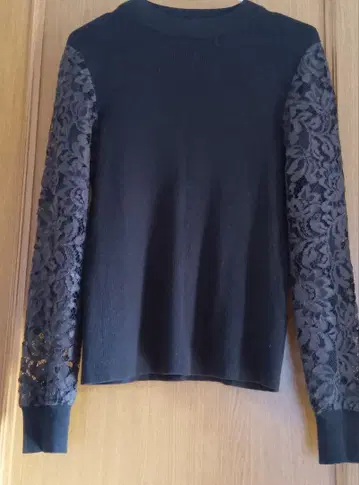 투모로우랜드 Ballrsey 레이스 긴팔 상의 블랙