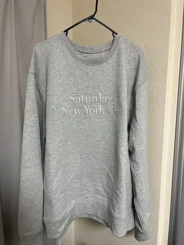 세러데이 뉴욕시티 맨투맨 트레이닝복 상의 세러데이