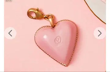 Q-pot. 쇼콜라 참 하트 핑크