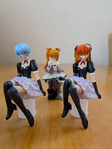 에반게리온 피규어 세트