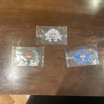 아크릴 씰 카라피치 우리, 도누쿠 나오키리 3종