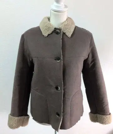 브라운 무스탕풍 자켓