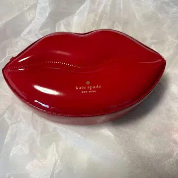 케이트 스페이드 입술 모양 파우치 빨간색