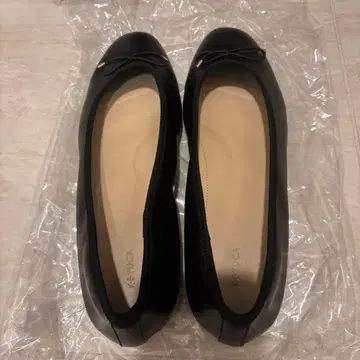 KEYUCA 소프트핏 발레 펌프스 L 블랙