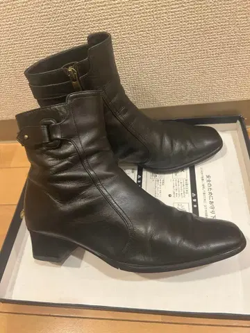 새상품급 숏부츠 24.0cm