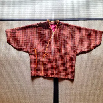 기모노용 겉옷 오렌지와 블랙의 하운드투스 체크 무늬