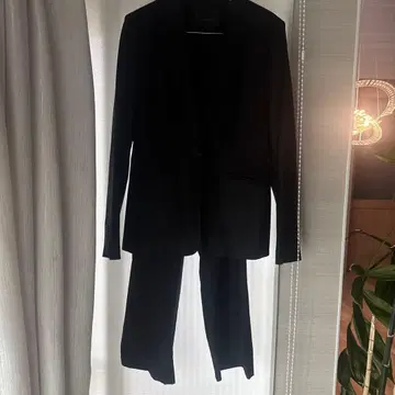 새상품급 블랙 수트 셋업 사이즈 44