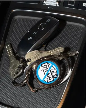 ONAIR FAT CUT PRESS 카라비너