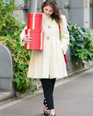 새상품 chesty 모헤어 비쥬 코트