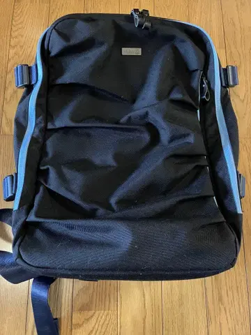 YUM 블랙과 파랑의 비즈니스 백