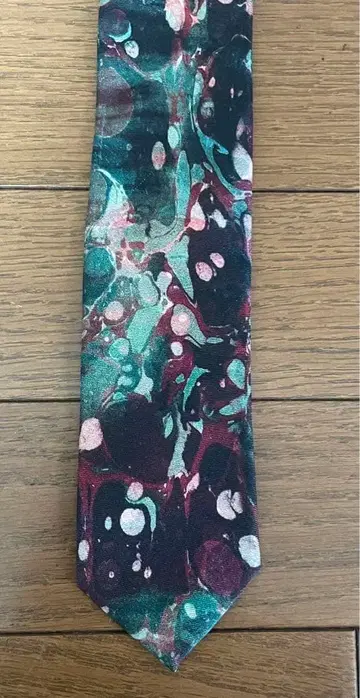 폴스미스 추상 무늬 내로우 넥타이 도트 실크