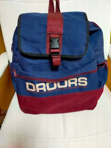 DROORS 플랩 백팩 네이비/버건디